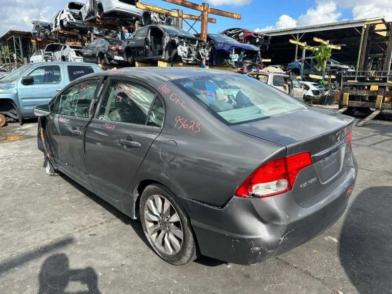 Passenger Right Center Pillar Sedan Fits 06-11 CIVIC 898309 Foto 3 de 4