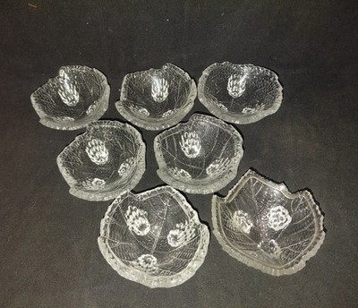 7 Grape Leaf Salt Dip Clear Glass Pattern On Bottom 3 Little Legs Not Marked