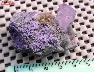   LARGE OSILO AMETHYST CM. 4.98 x 3.72 x 3.28 MINERALi  