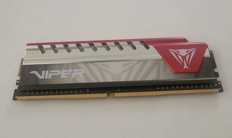VIPER 8GB PC4 2400MHz DDR4 Gaming Memory PVE48G240C5KRD 15-15-15-35 1.2V - Image 2 of 3