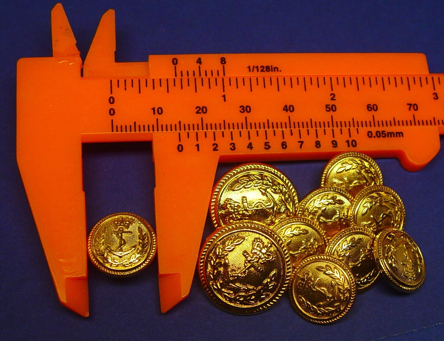 LANDS END REPLACEMENT BUTTONS 10 GOLD TONE SOLID METAL BUTTONS GOOD USED COND.