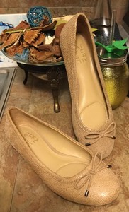 naturalizer grace ballet flats