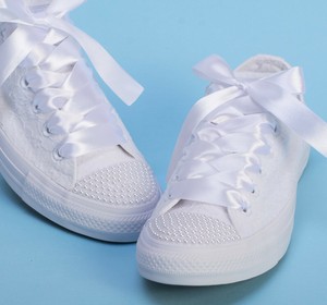 wedding converse bride