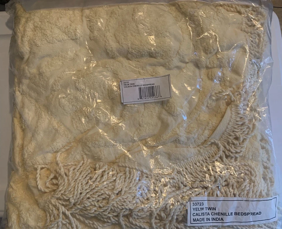 Calista Chenille Lightweight Bedspread Yellow with Fringe Border Size TWIN - Image 2 of 4