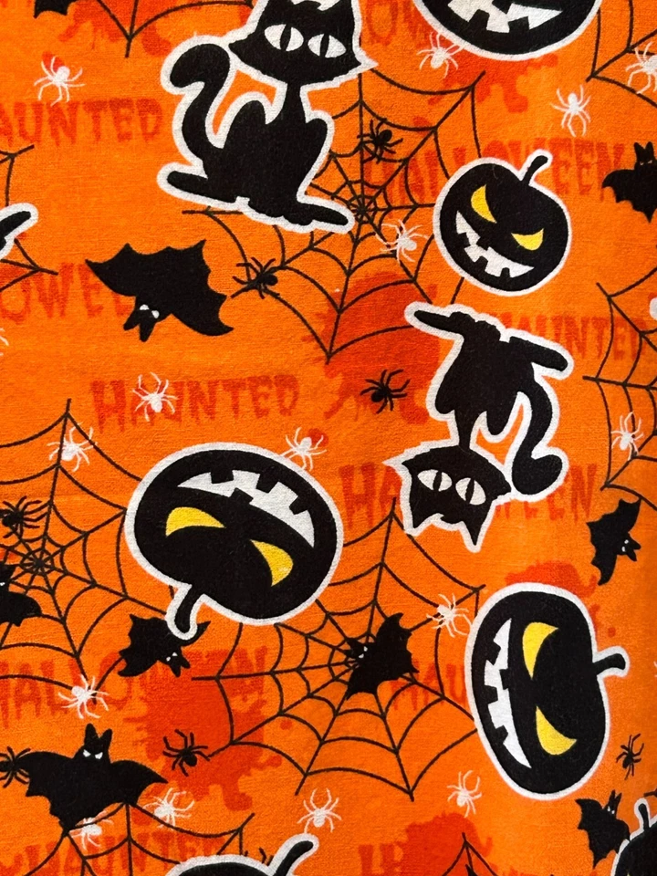 Blusa Médica Halloween Naranja con Gatos Negros, Calabazas, Murciélagos, Arañas Luv XS Foto 3 de 4
