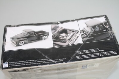 自動車 Revell 1/25 Ford FD-100 Pickup Amazon.com: Revell Foose Ford FD-100 Pickup Plastic Model