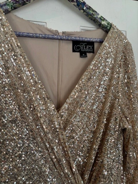 NUEVO SIN ETIQUETAS Alex Evenings VESTIDO MAXI DORADO Lentejuelas Elegante Sexy Showstopper 16 ajustados Foto 2 de 4