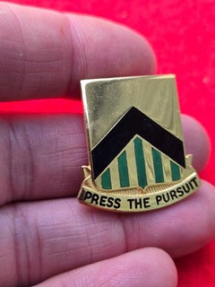 Vietnam war 703rd Tank Battalion DI Crest pin