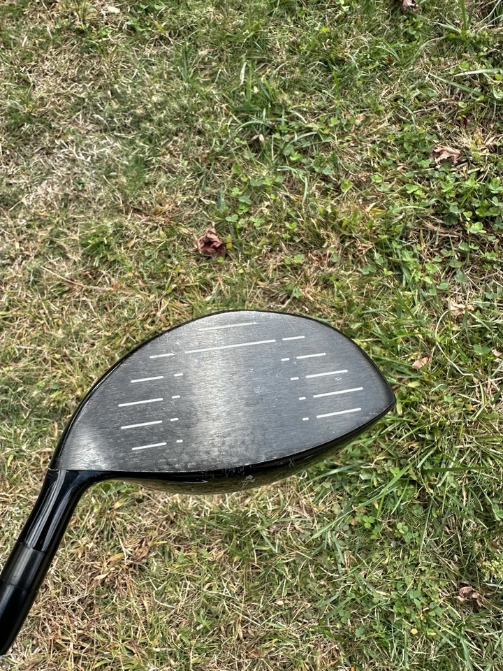 Tour Edge Golf Hot Launch E521 Offset Driver 10.5*, Men's RH Flex with Headcover - Image 4 of 4