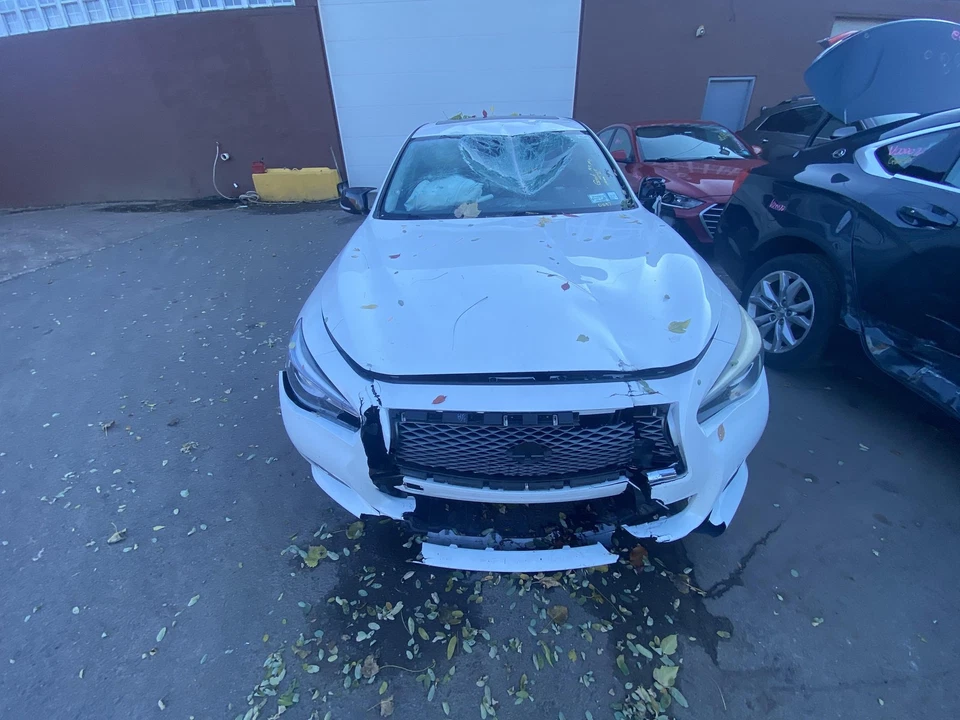 Used Engine Coolant Reservoir fits: 2015 Infiniti Q50 3.5L Hybrid radiator from Foto 2 de 4