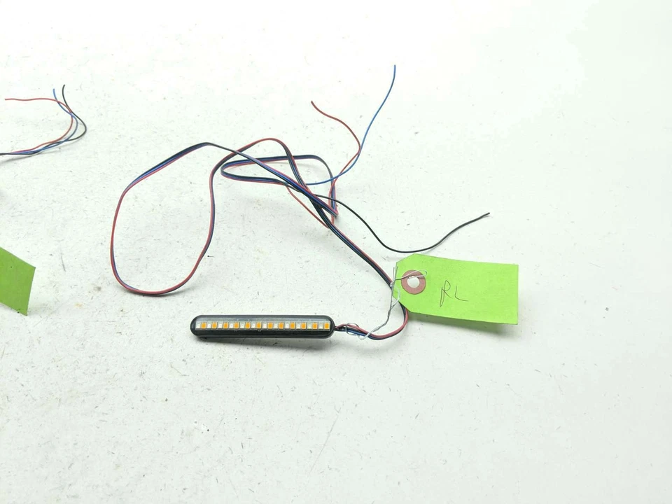 Juego de luces indicadoras de señal de giro traseras 99-05 Kawasaki ZR750 ZR7S mercado de accesorios Foto 2 de 4