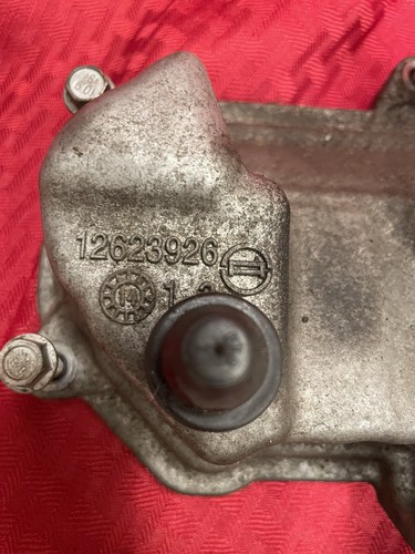 12623926 12623927 Valve Cover Set Gen V LT L83 L84 5.3L 6.2L L86 L87 - Picture 3 of 8