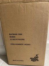 Hot Toys Robin MMS219 Classic Batman TV Series 1/6 Collectable Action Figure