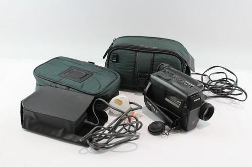 Sony Handycam CCD-TR55E Vintage Videokamera funktionstüchtig mit Autofokus Objektiv