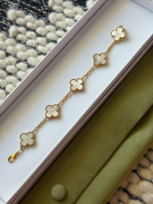 Van Cleef & Arpels Vintage Alhambra 5 Motif white Mother of Pearl 18k Bracelet