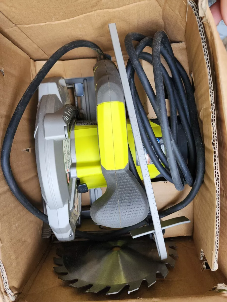 Ryobi CSB144LZK 7 1 4 in. Circular Saw with Laser with blade and