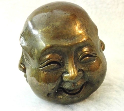 Buddismo firmato bronzo antico ottone tibetano 4 facce statua testa di Buddha figure 6 cm - Foto 1 di 4