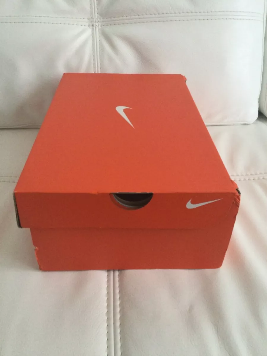 Grande boîte à chaussures en carton orange vide Nike 32 x 20 x 11 cm -  d'occasio