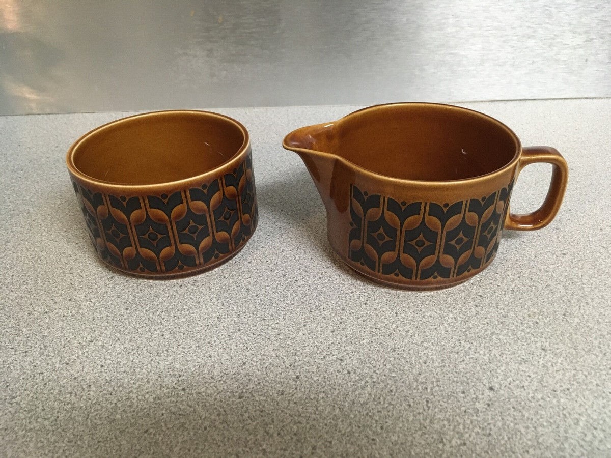 Vintage Lot of 2 Hornsea England Heirloom Large Creamer & Sugar 