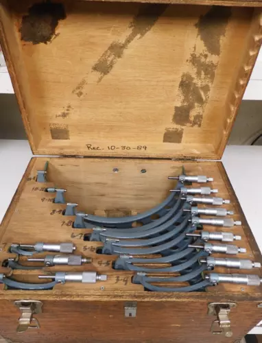 Mitutoyo - model 103 - 0-12" - English Outside Micrometer Set - PU8