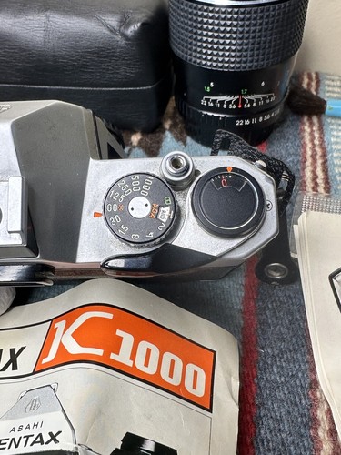 Asahi Pentax K1000 With Flash, Various Accessories Lense And Bag - Picture 10 of 17
