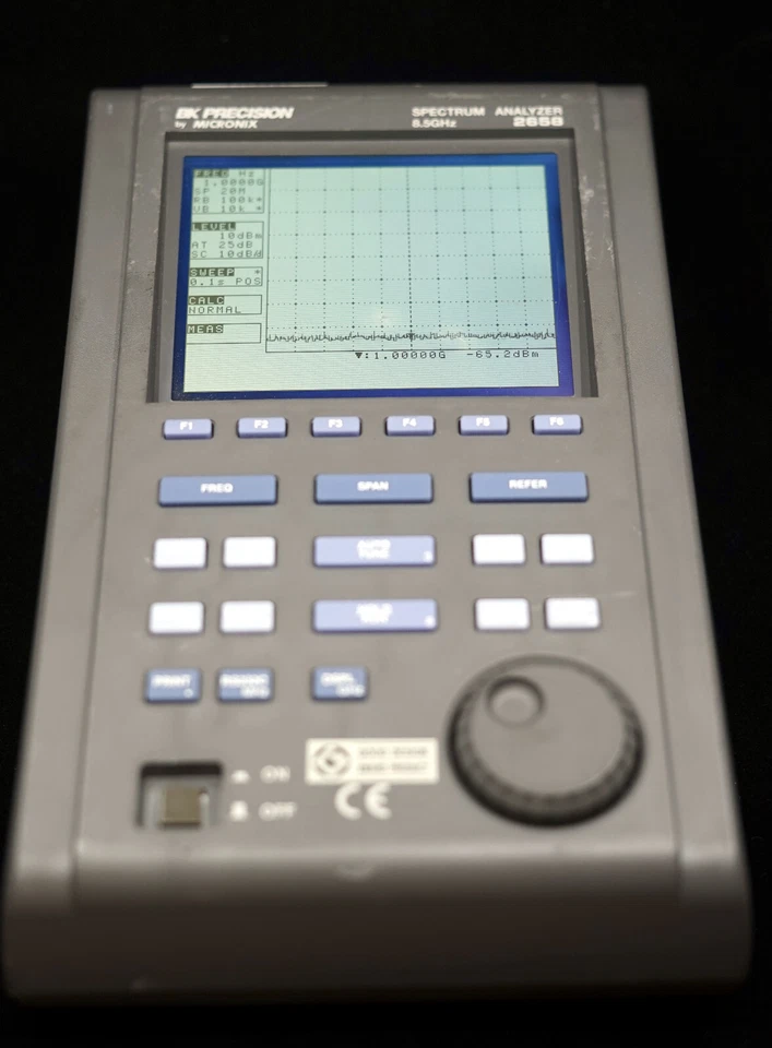 Analizador de espectro portátil BK Precision 2658 de 8,5 GHz Foto 4 de 4