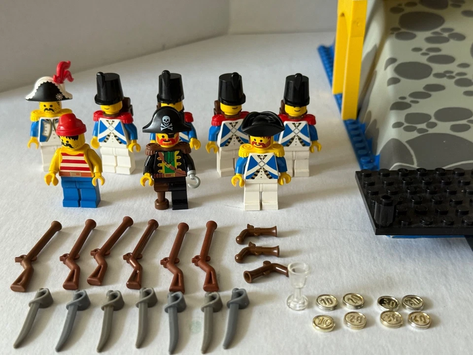 Vintage 1989 LEGO Pirates: ELDORADO FORTRESS #6276~ 100% COMPLETE - Image 3 of 4