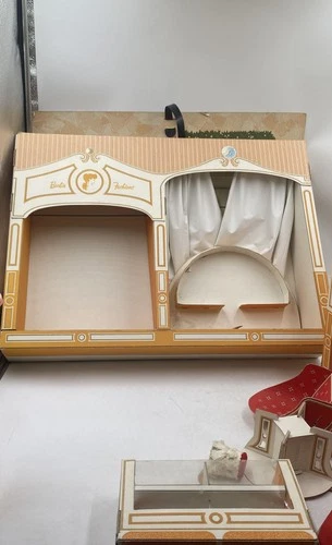 Vintage Mattel Cardboard Barbie's Fashion Shop Doll Playset Toy