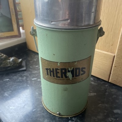 40 s/50 s Mid Century Thermoskanne geeignet für Tee, Kaffee, Suppe etc salbeigrün