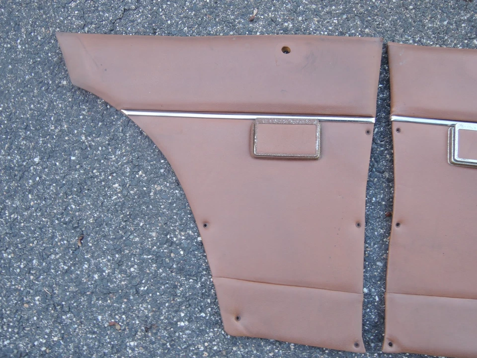 Alfa Romeo GIULIA SPRINT GT GTV Used Original Brown REAR INNER PANELS Ash Trays - Image 2 of 4