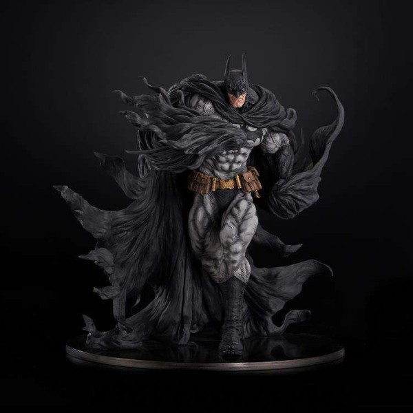 Union Creative Batman Hard Black - 35 Cm Pvc/Vinyl Actionfigur-image