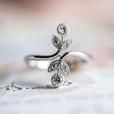 0.20 Ct Round Cut VVS1 Diamond Bypass Leaf Engagement Ring 14k White Gold Finish