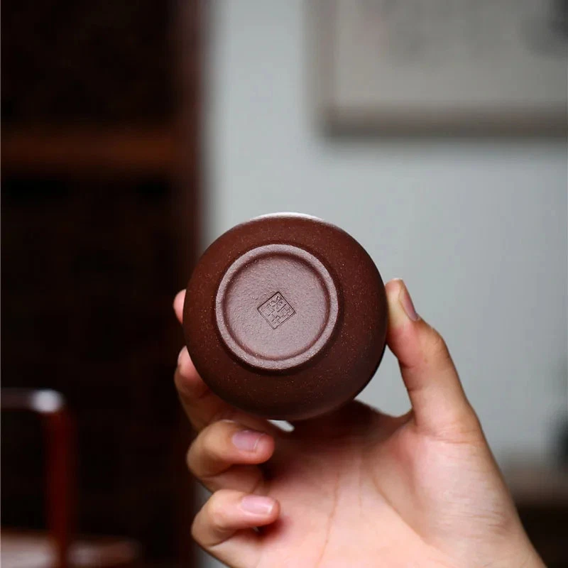 Taza de té china de arcilla púrpura Yixing 110 ml taza de meditación de viaje hecha a mano tazón de té  Foto 2 de 4