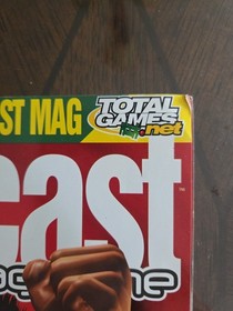 Dreamcast Magazine UK Issue 26- Virtual Fighter 4 Metal Gear Solid