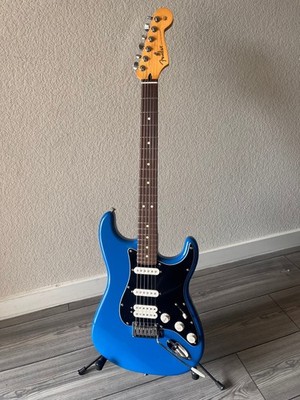 2026 Fender Player II Modified Stratocaster HSS - Electric Blue with Gig Bag