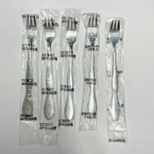 NEW Northland Oneida COLONIAL BOUTIQUE Flatware Set of 5 Cocktail Seafood Forks,