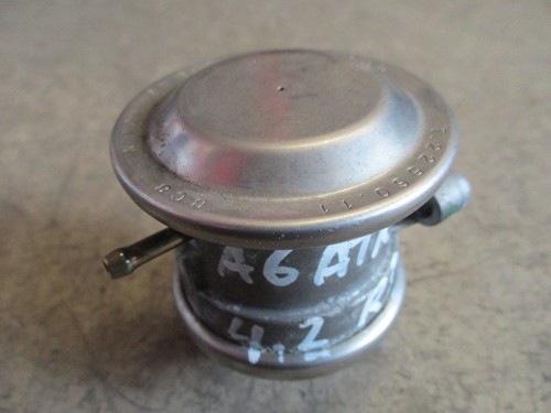 Abgasrückführungsventil Audi A6 4B 4.2 V8 AGR Ventil 078131101N