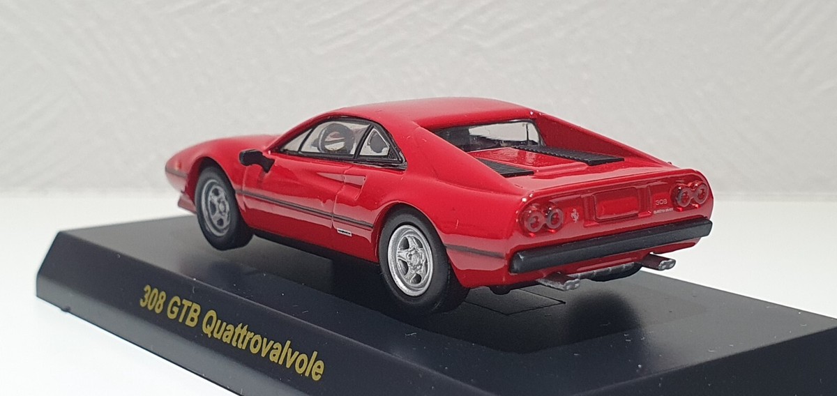 Ferrari 308 GTB 1/18 ミニカー　週末特価 Ferrari 308 GTB 1/18 ミニカー 週末特価 Ferrari 308 GTB 1/18