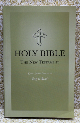 New Holy Bible New Testament King James Version Easy to Read Paperback ...