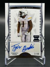 Tyler Badie 2022 Leaf Trinity Navy #BA-TB1 ~ Rookie Auto RC ~ 2/49