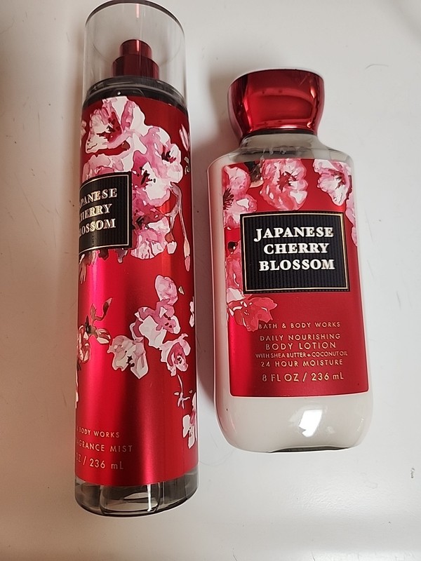 Bath & Body Works Japanese Cherry Blossom Body Mist & Body Lotion 8 oz Set of 2