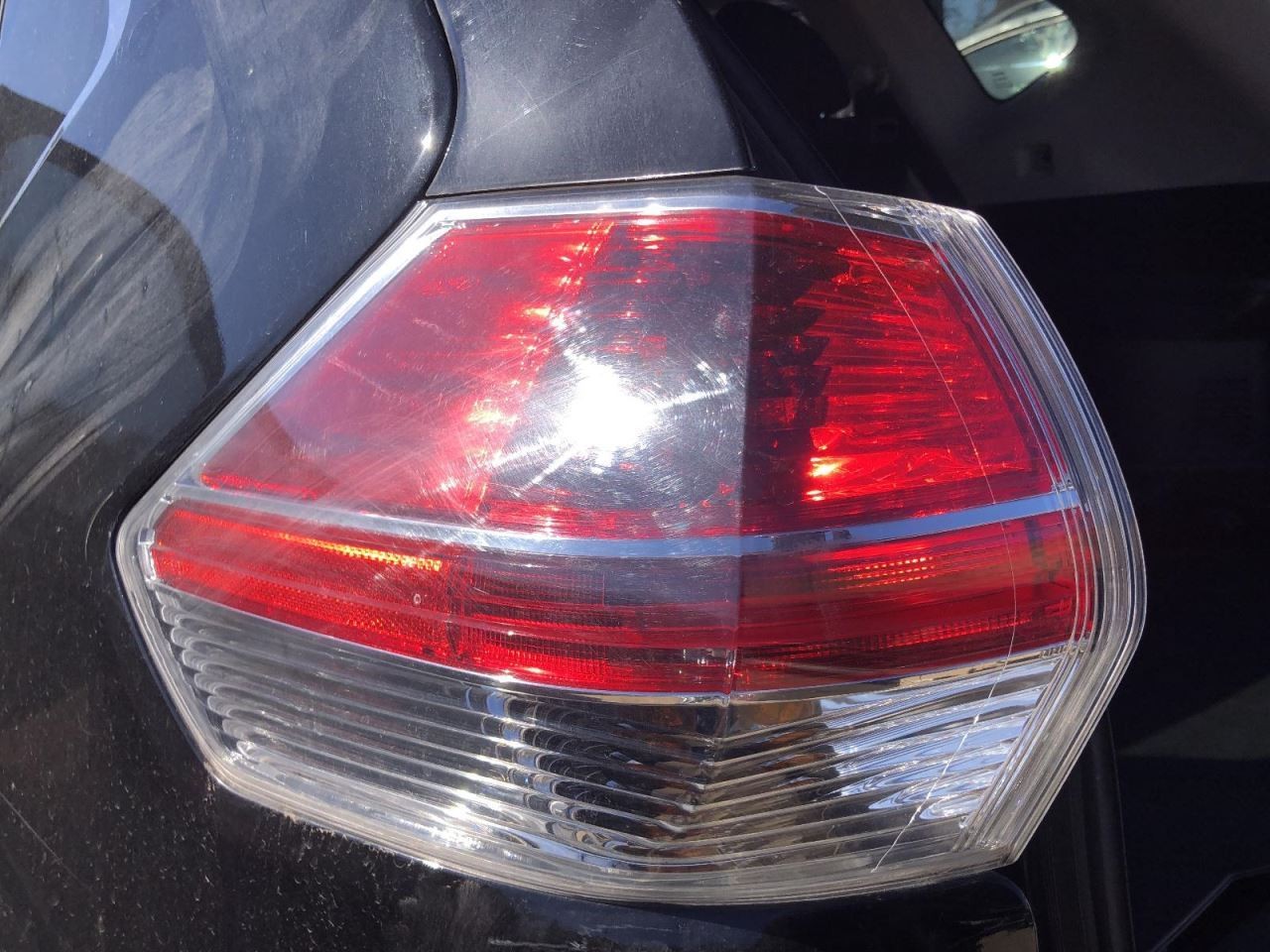 14-17 ROGUE Korea Built Driver Tail Light VIN K 1st Digit 930508