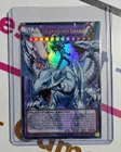 MAGIC DRAGON LORD - FULL ART ULTRA RARE BLGG-IT137 YU-GI-OH MINT