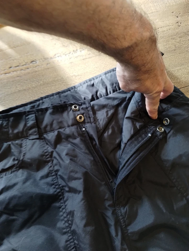 Rawik Pantalones de Nieve Negros Snowboard Esquí Pantalones Unisex Pequeños Pierna Completa Cremallera Usados en Excelente Condición Foto 4 de 4