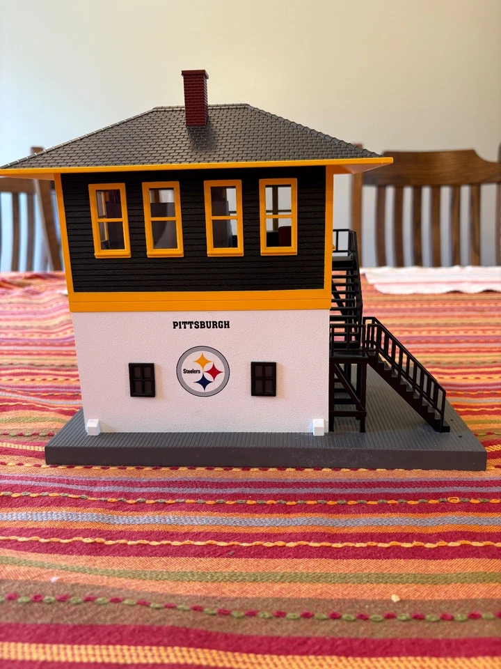 MTH NFL Pittsburgh Steelers Switch Tower O SCALE - USED - NO BOX - Image 3 of 4