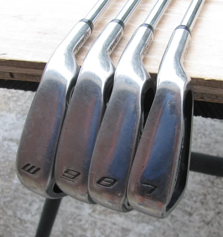 Juego de palos de golf Top Flite Iron 7-PW hierros flexibles regulares varillas de acero para diestros Foto 3 de 4