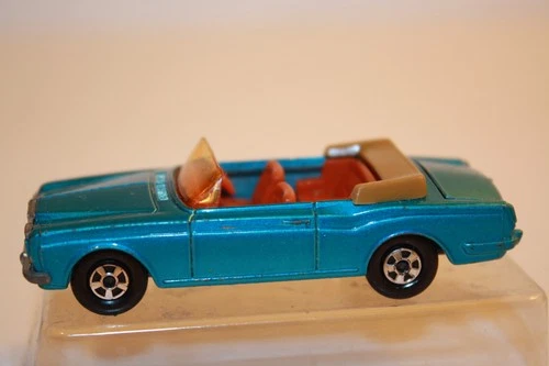Vintage 1969 Matchbox Lesney Rolls-Royce Silver Shadow Convertible Car #69