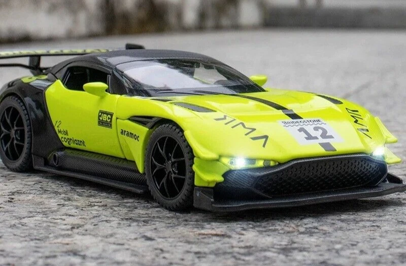 1:32 Aston Martin Vulcan Racing Car Model Car with Light and Sound Features
