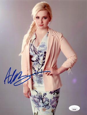 ABIGAIL BRESLIN Authentic Hand Signed ''Beautiful ~ Dress'' 8x10 Photo (JSA COA)