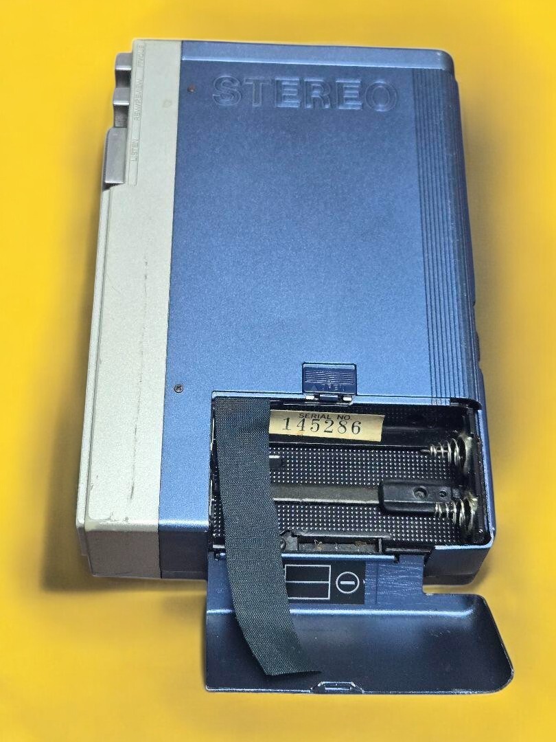 NLY SONY Walkman TPS-L2 Cassette Player Stereo operation Power